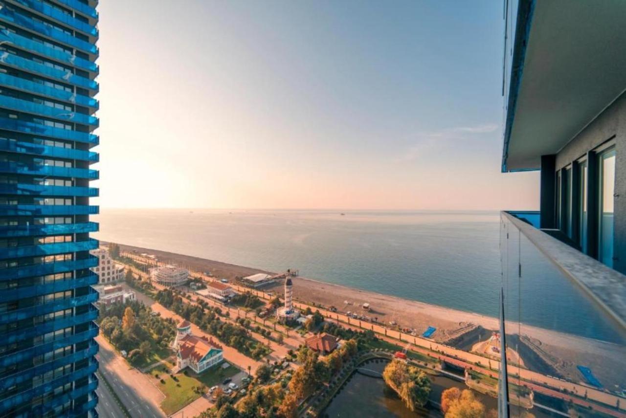 Orbi City Sea Side & Sea View Towers バトゥーミ エクステリア 写真